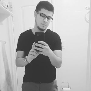 Meet your Posher, Luis